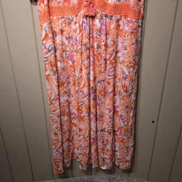 3X low cut lace up coral white floral print maxi dress crochet cut out details - Picture 3 of 14